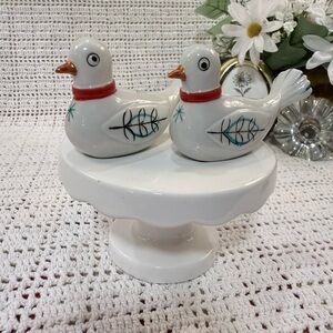 Japan Ceramic Bird figures